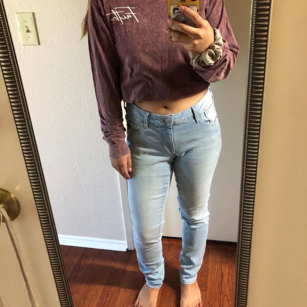 Light Wash Distressed Jeans
